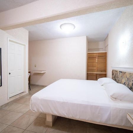 סלינה קרוז Peninsula Stays Executive Hotel מראה חיצוני תמונה