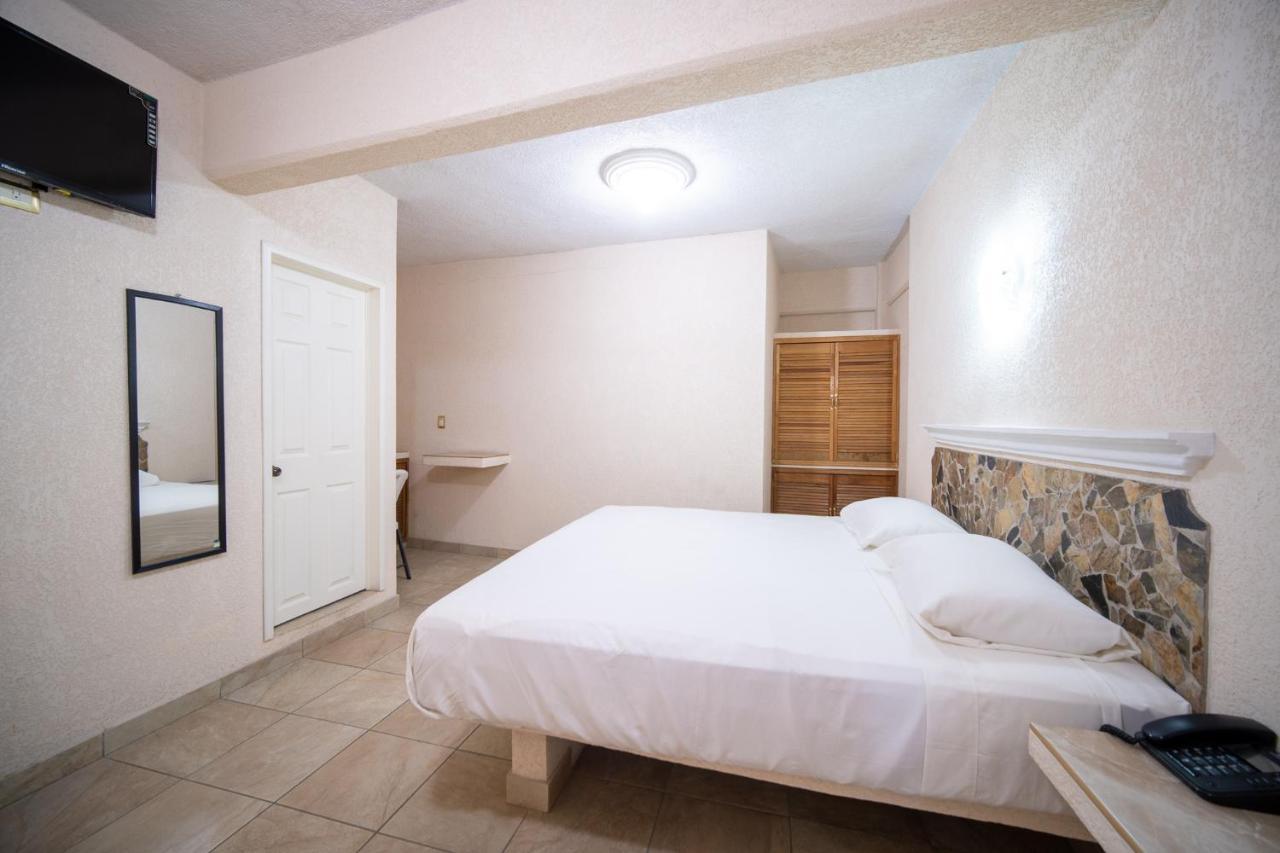 סלינה קרוז Peninsula Stays Executive Hotel מראה חיצוני תמונה