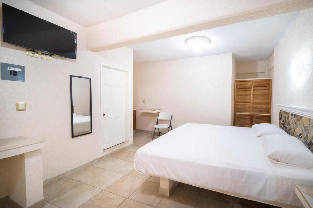 סלינה קרוז Peninsula Stays Executive Hotel מראה חיצוני תמונה